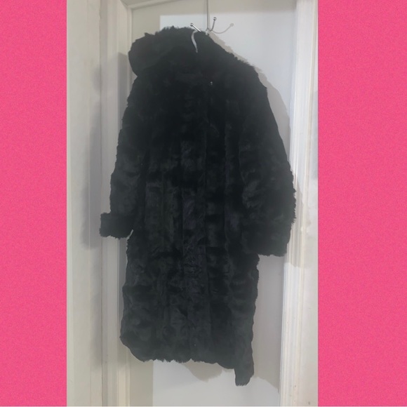 Roaman's Jackets & Blazers - Black faux fur coat